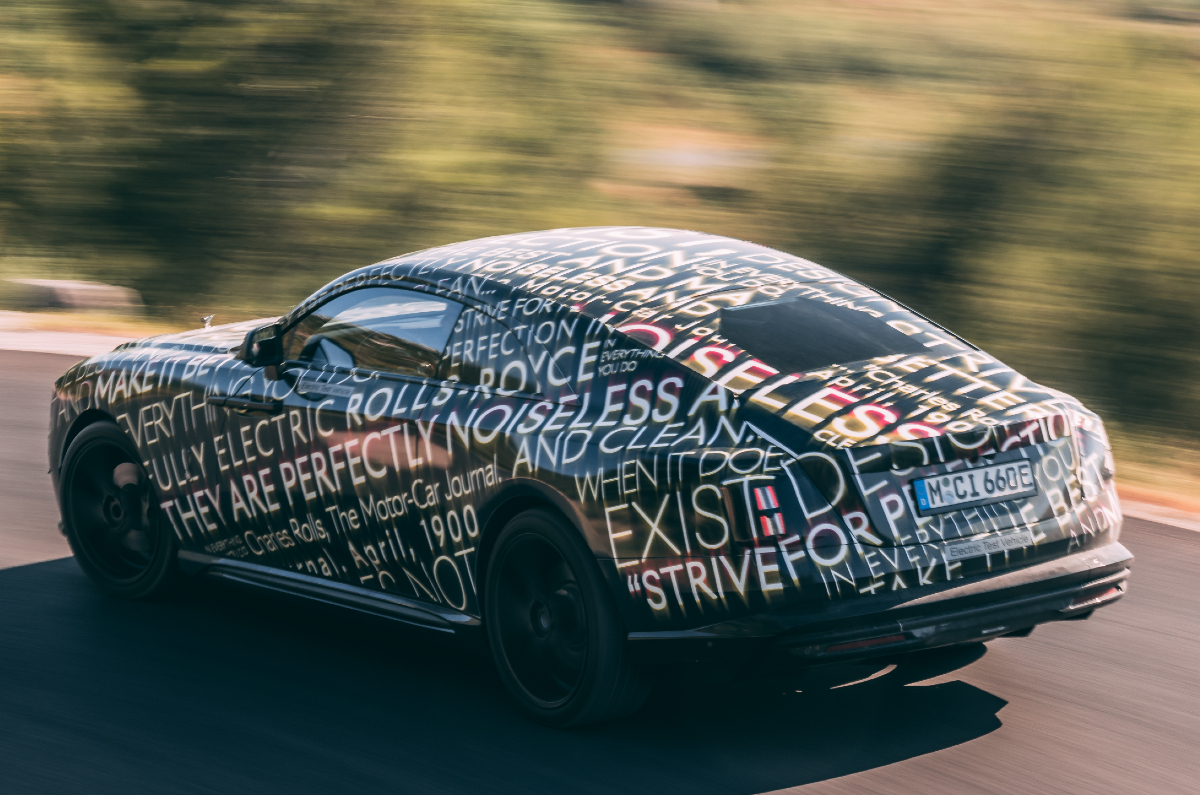 Rolls Royce Spectre rear